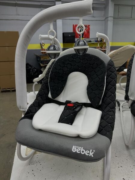 Anne Bebek Şönil Ana Kucağı Gri Siyah