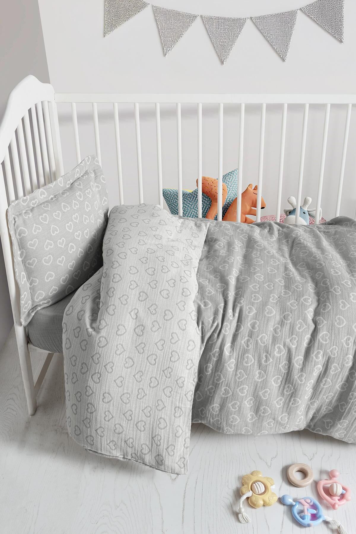 Kanz - Jakarlı Müslin Bebek  Nevresim Tk(knz-013) 152.01.0247.Heartgri----