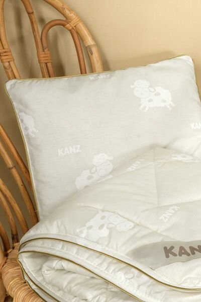 Kanz Yün Bebek Yastığı 35x45 cm