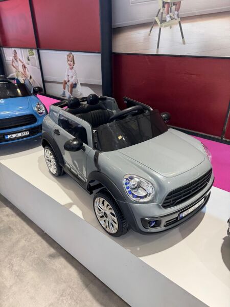 Dolu Ride-On Car 12V Uzaktan Kumandalı Akülü Araba Gri